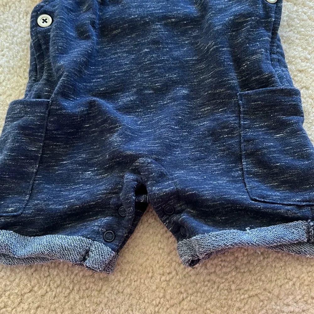 First Impressions baby boy outfit - Picture 5 of 5